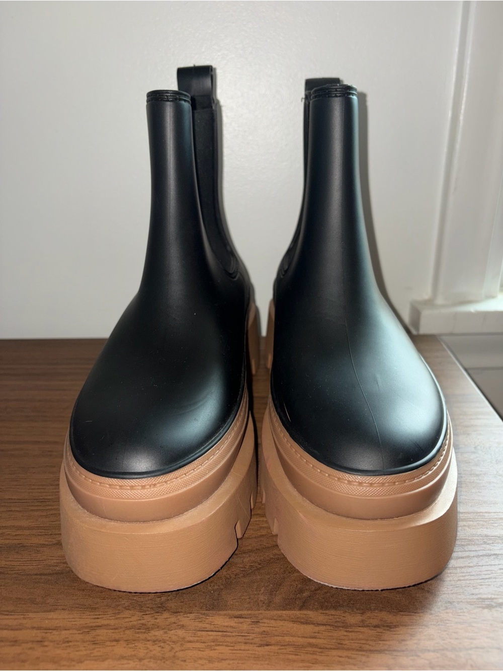 JEFFREY CAMPBELL Rain-Storm Platform Chelsea Boot - Picture 3 of 9